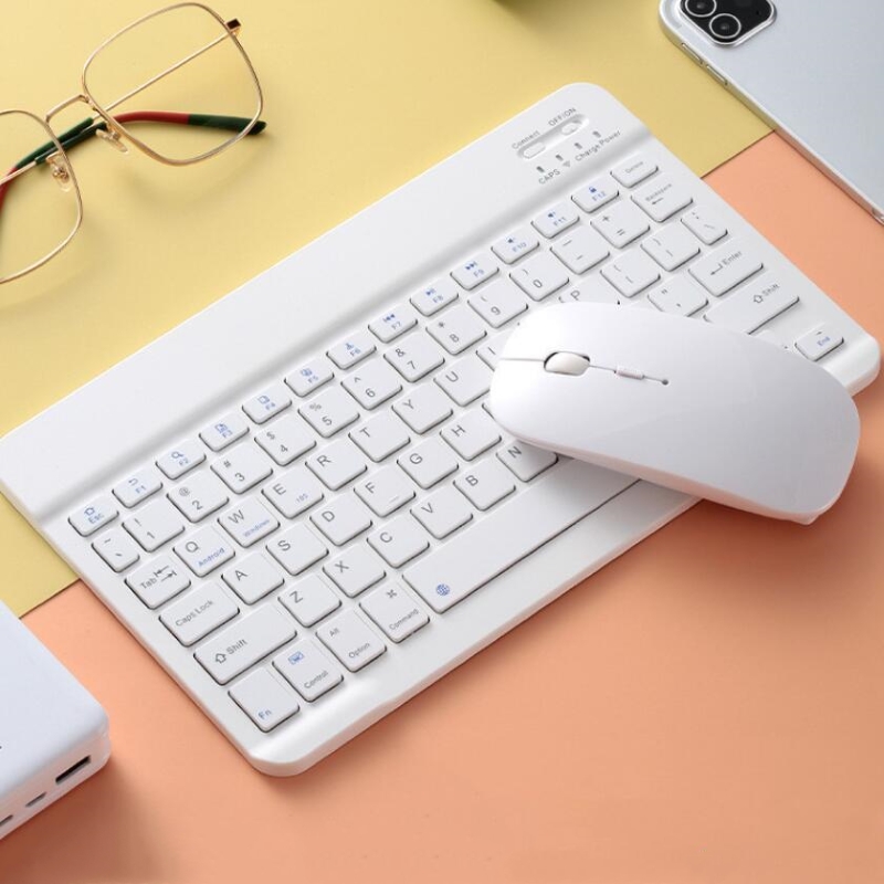 Ultracienka klawiatura Bluetoo – Wireless Keyboard Mini recenzja i cena